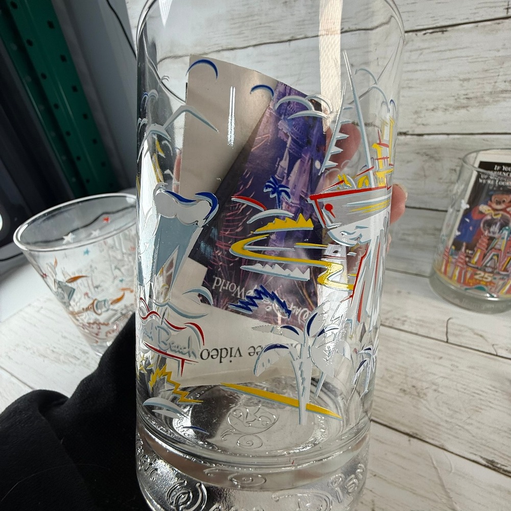 Vintage McDonalds Disney World 25th Anniversary Remember the Magic Glasses Set 6 - Picture 5 of 6